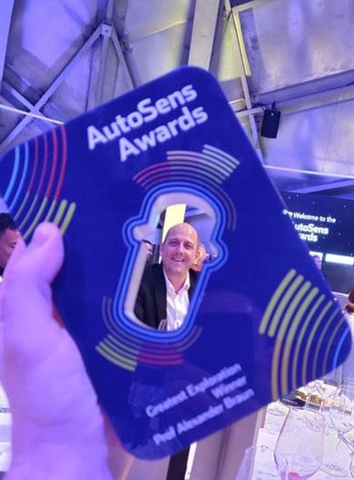 Prof. Dr. Alexander Braun bei den AutoSens Awards 2018. Foto: privat